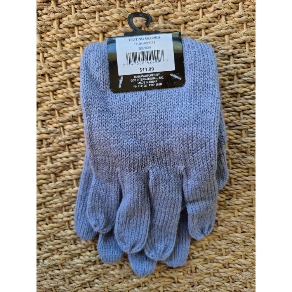 Winter Essentials Women's Texting Elongated Gloves New S/M Locks In Heat